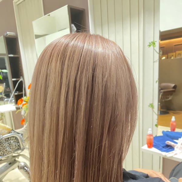 ミディアムヘア|YEAST