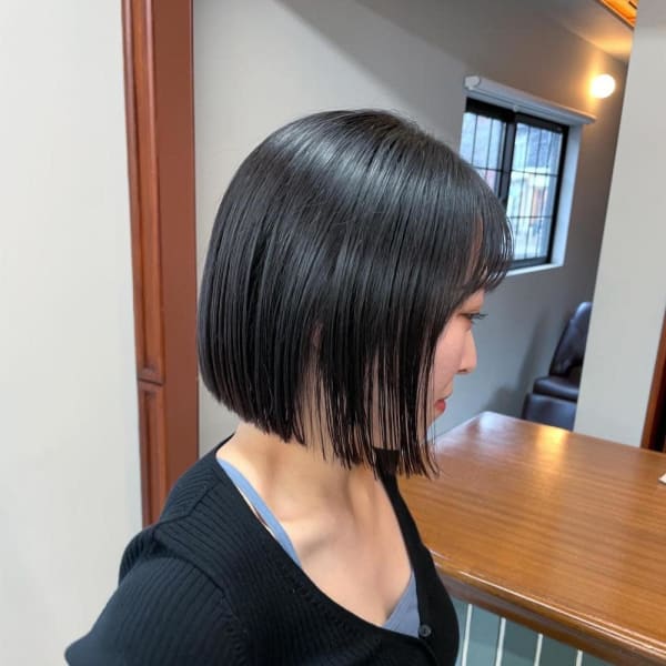 黒髪ボブ