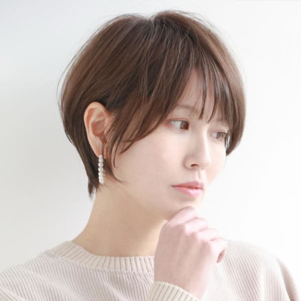 ★大人可愛い30代40代黒髪前下がりショートボブ丸みショート