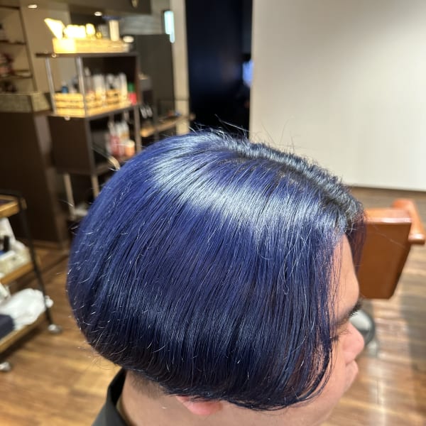 色で魅せる♪コバルトブルー♪