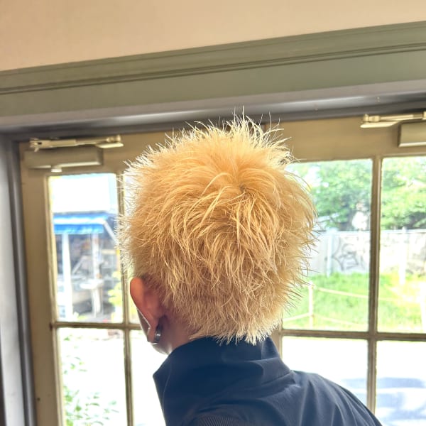 スパイキーショート
