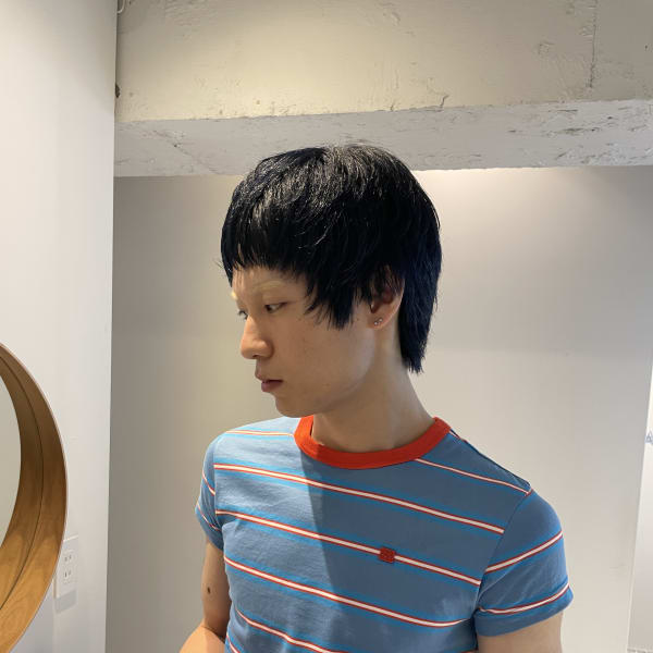 スパイキーショート×ネイビーカラー