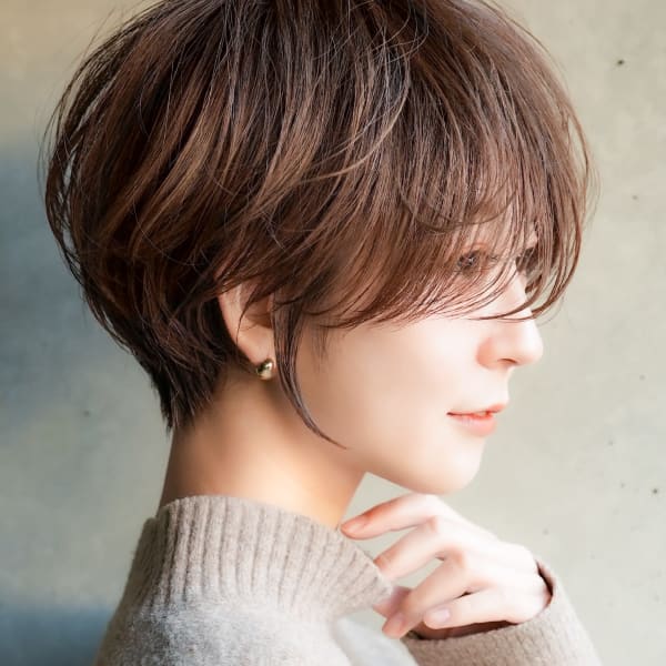 大人ショートボブ丸みショートカットマッシュショート前髪あり