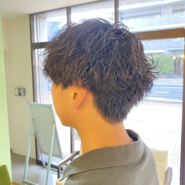 波巻きスパイラル|divine 船橋店【メンズカット&白髪ぼかし】