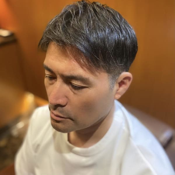 ナチュラルツーブロック 理容室