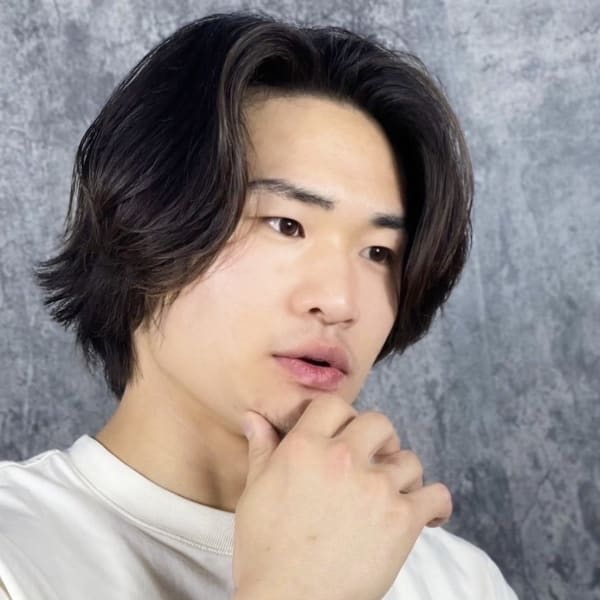 セミロングセンターパート