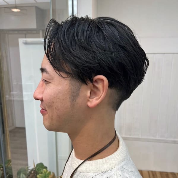 爽やかメンズカットアッシュブラックナチュラルパーマ社会人学生|髪質改善トリートメント&ヘッドスパ newi 銀座【ネウィ】