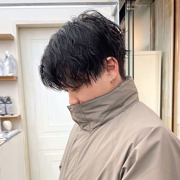 メンズカットアッシュブラックカルマパーマベリーショート渋谷|髪質改善トリートメント&ヘッドスパ newi 銀座【ネウィ】