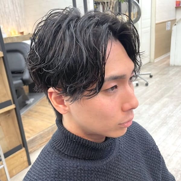 ハイライトマッシュパーマイメチェン黒髪メンズカット渋谷|髪質改善トリートメント&ヘッドスパ newi 銀座【ネウィ】