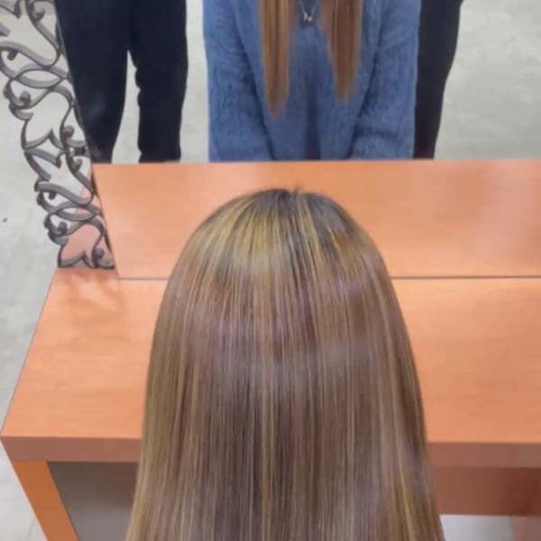 髪質改善うるツヤサラサラトリートメント韓国風レイヤー札幌