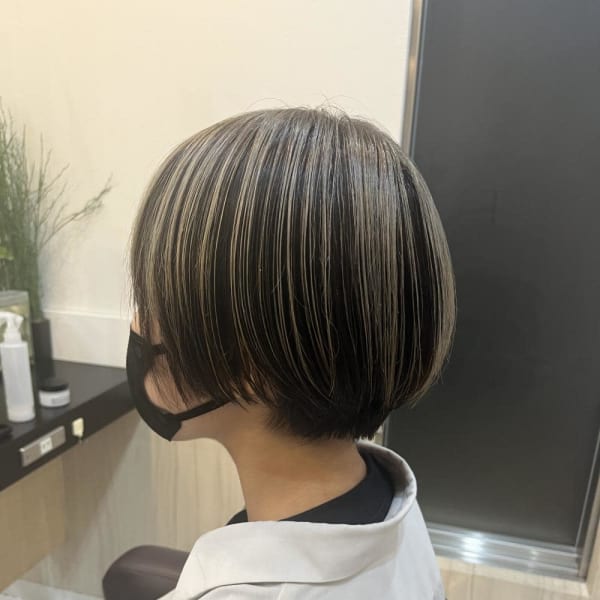 アンブレラカラー ブリーチ ハイライト