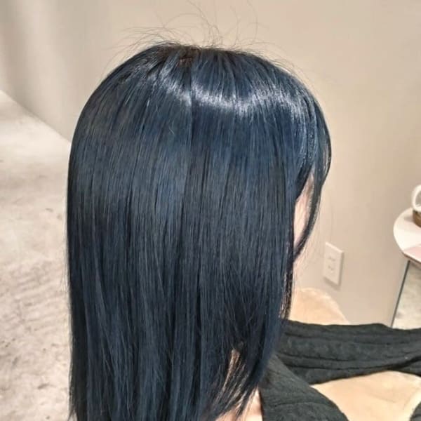 ネイビーブルー