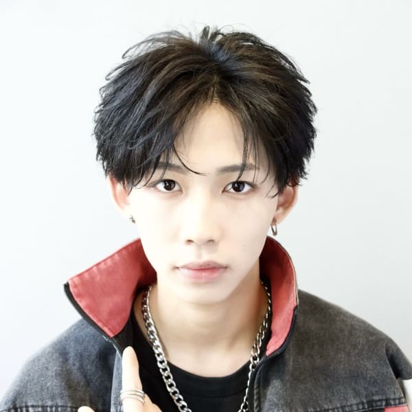 大人男髪スパイラルミニウルフ | メンズヘア整形サロン GOALD 渋谷本店(メンズヘアセイケイサロン ゴールド シブヤホンテン)の