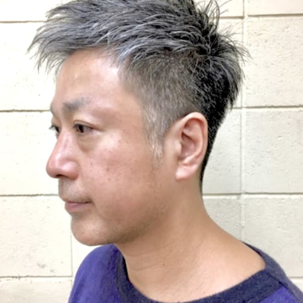 30代40代50代白髪に似合うメンズ刈り上げベリーショート