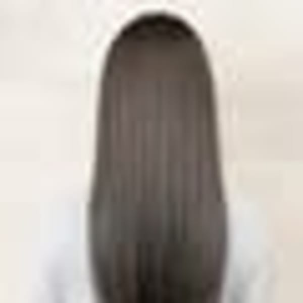 くびレイヤーエモージュ斜めバング小顔似合わせロング|QUALIS 赤塚店