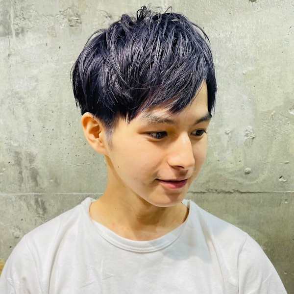 ブリーチ ネイビー ツーブロックマッシュ おしゃれ