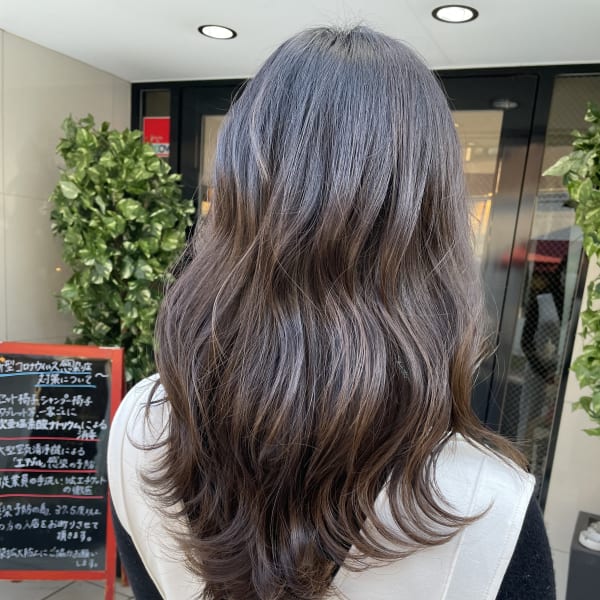 ミディアムロング×ハイライトカラー【tiptop中村橋店】