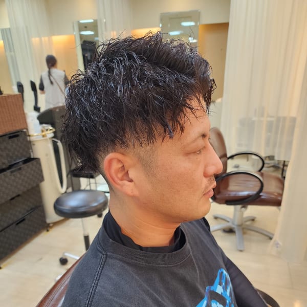 ショートレイヤー×ツイストパーマ