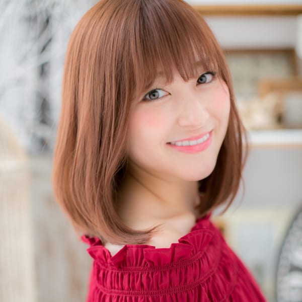 大人かわいいツヤ髪ピンクベージュ前下がり ニュアンスカラー