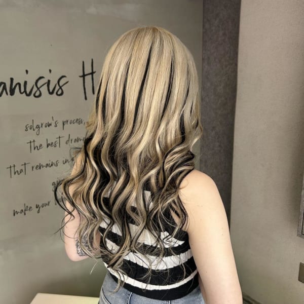 ホワイト×ブラック