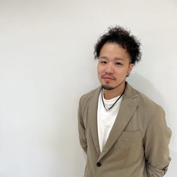 ejinbara【エジンバラ】のスタッフ紹介。takuto