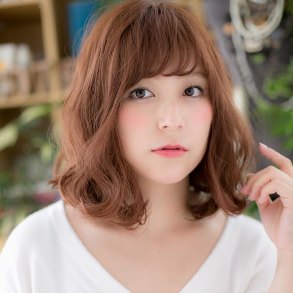 外国人風バレイヤージュ小顔ベージュピンク フレンチカジュアル