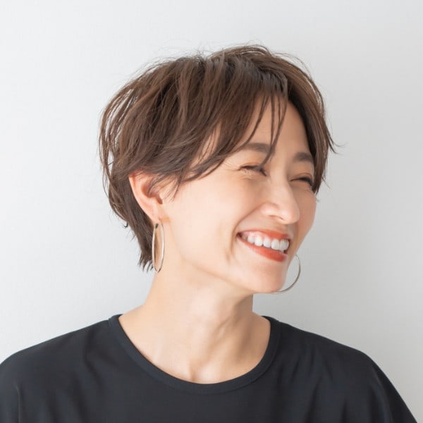 ［耳掛け］ショートヘア