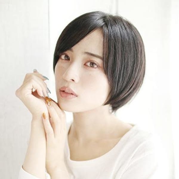 おろし流しのツヤ感ショート