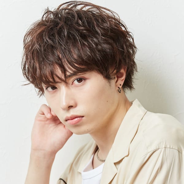 人気のツーブロマッシュソフトスパイラルパーマ|NEXUS&Co. 浦安店