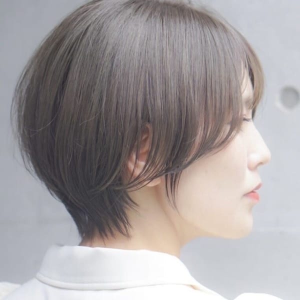 ショートカットショートボブハンサムショートグレージュカラー
