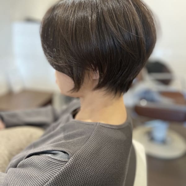 ショートボブ