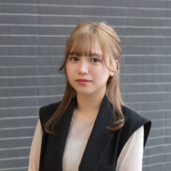 FURUSHO 梅田【フルショウウメダ】のスタッフ紹介。片岡　未来