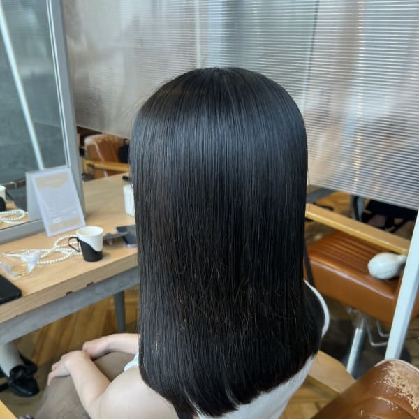 オリーブグレージュ × ワンカール