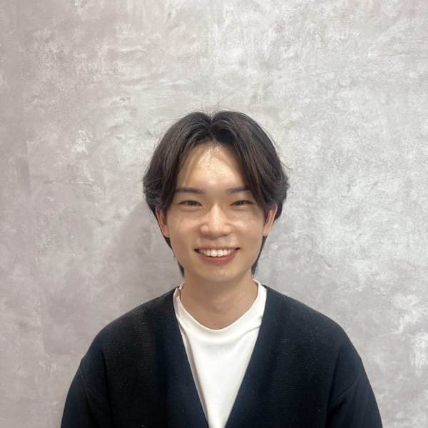 髪質改善&spa fee 東川口店 [旧]ARROWS東川口【カミシツカイゼンアンドスパフィーヒガシカワグチテン】のスタッフ紹介。白石凌大