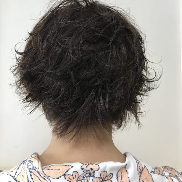 ショートレイヤーウルフウェーブ