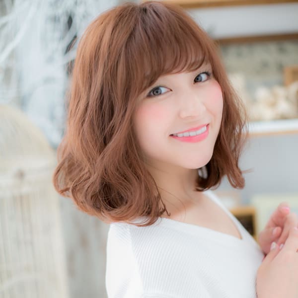 外国人風バレイヤージュ小顔ベージュピンク フレンチカジュアル