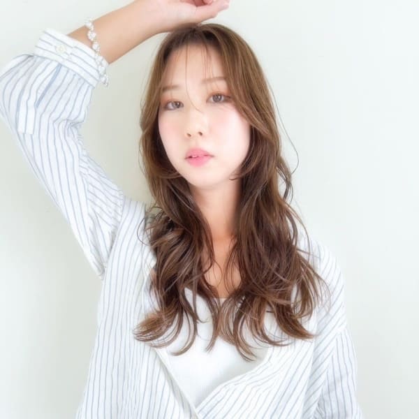 くびレイヤーエモージュふんわりカール|La Bless なんばスカイオ《髪質改善/ヘッドスパ/美髪》南海難波駅直結