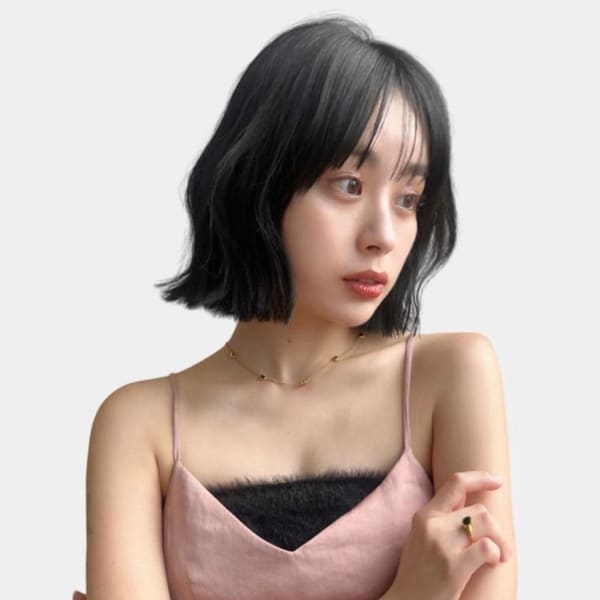 シースルーバング　くびれヘア　韓国ヘア　ナチュラルブラウン