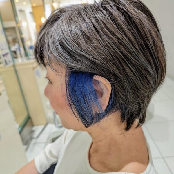 《脱白髪染め》ショート×ブルーイヤリングカラー【我孫子】