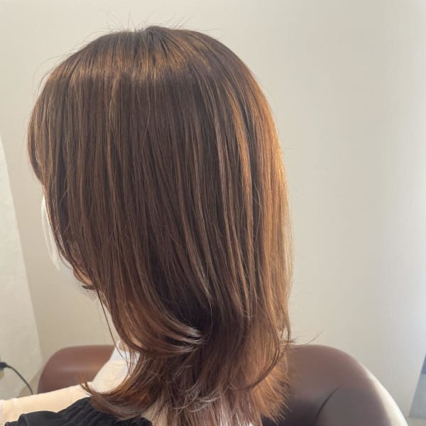 オレンジベージュ