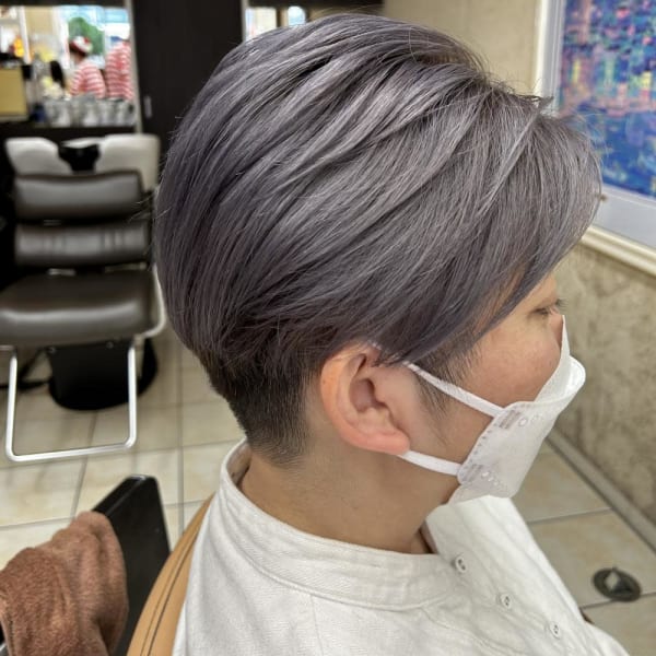 刈り上げショート×シルバー