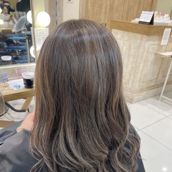 カーキーアッシュ　（千田）