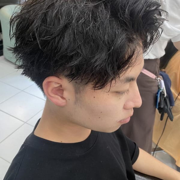 細かめツイスパ/アップバング　錦糸町北口
