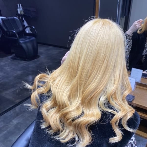 ホワイトブロンド|Hairsβ