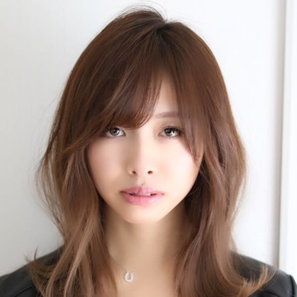 韓国風くびれセミロング