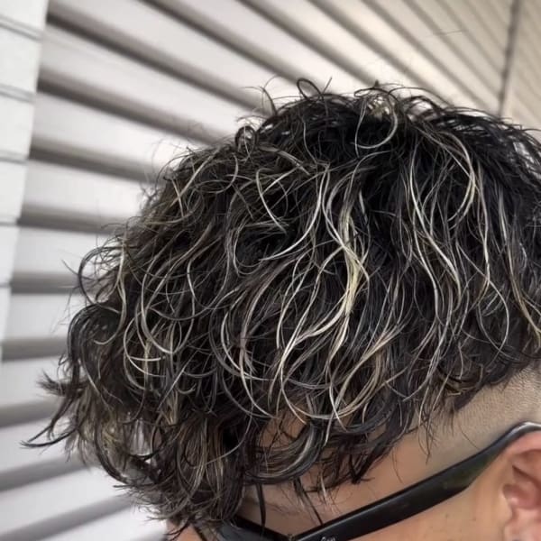 ハイライトスペインカール|RISE 綾瀬店