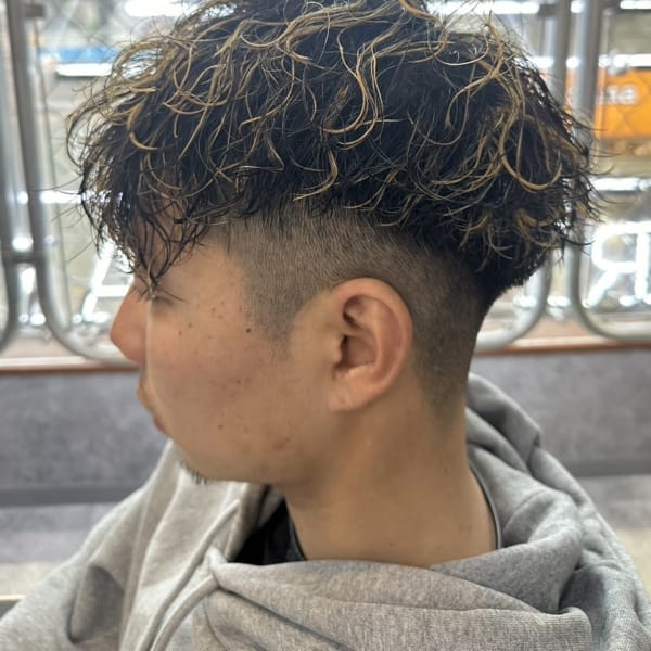 ハイライトスペインカール|RISE 新小岩店