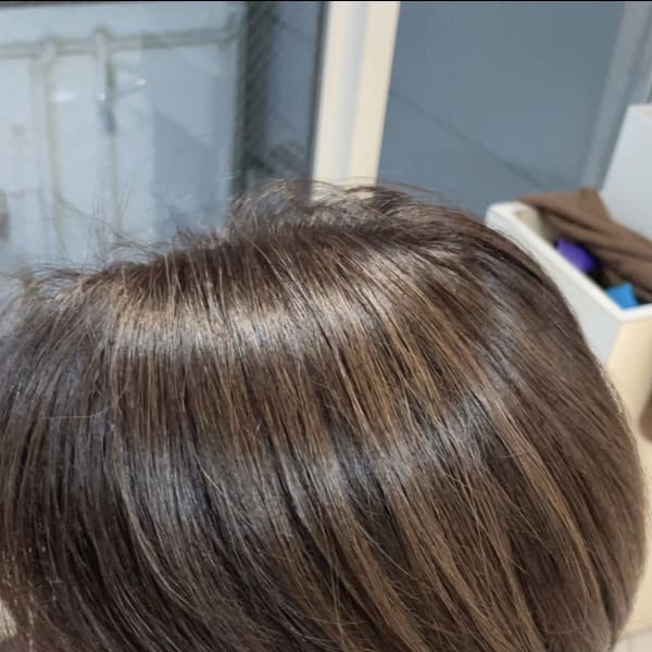 アフター → ビフォア 右にスワイプ【白髪染め/脱白髪染め】