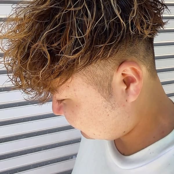 【外国人風】スペインカール×ハイライト|RISE 綾瀬店