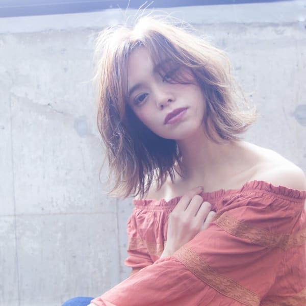 ショコラベージュ外ハネカール ボブウルフ 前髪